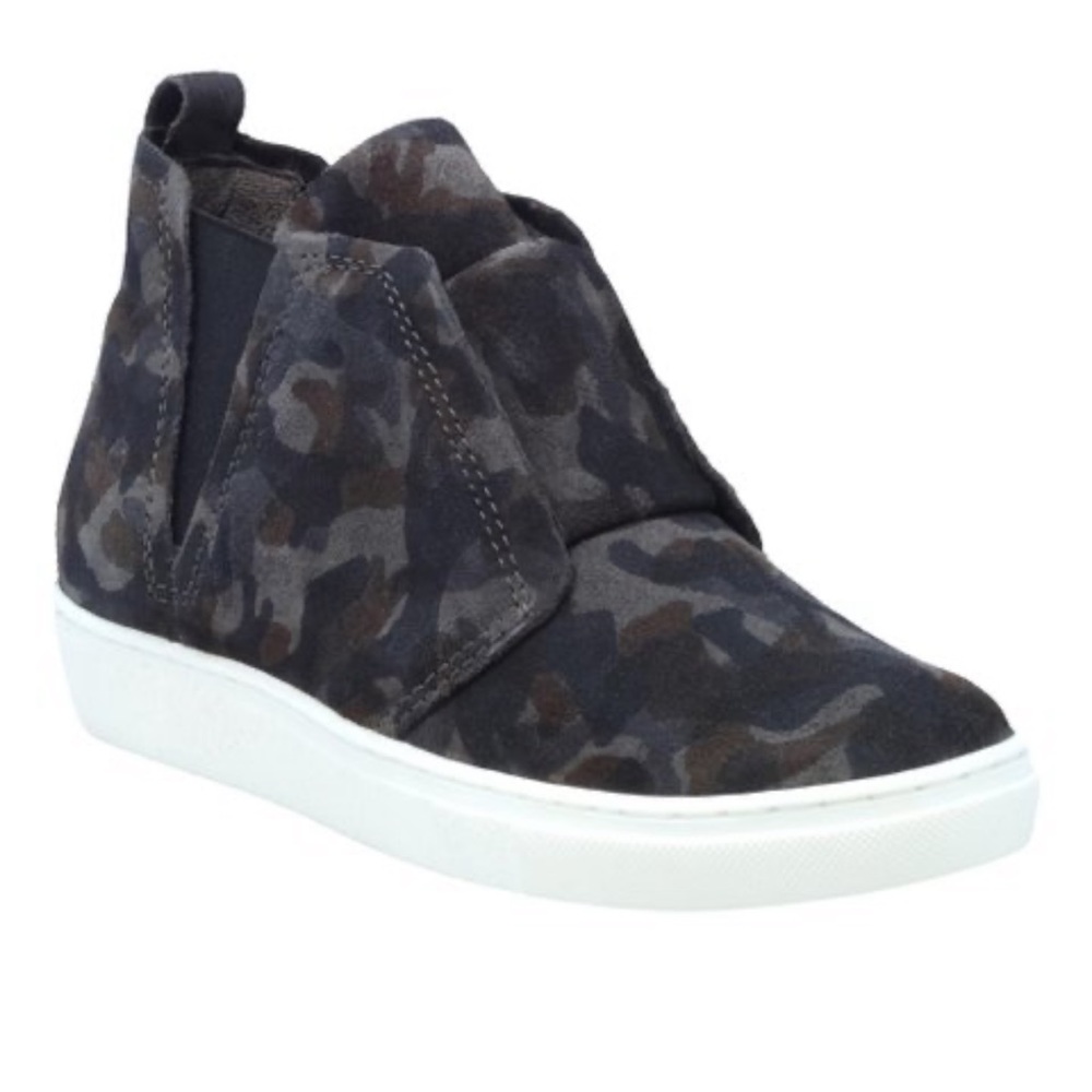 Miz Mooz Laurent Gray Camo High Top Pull On Sneakers 39